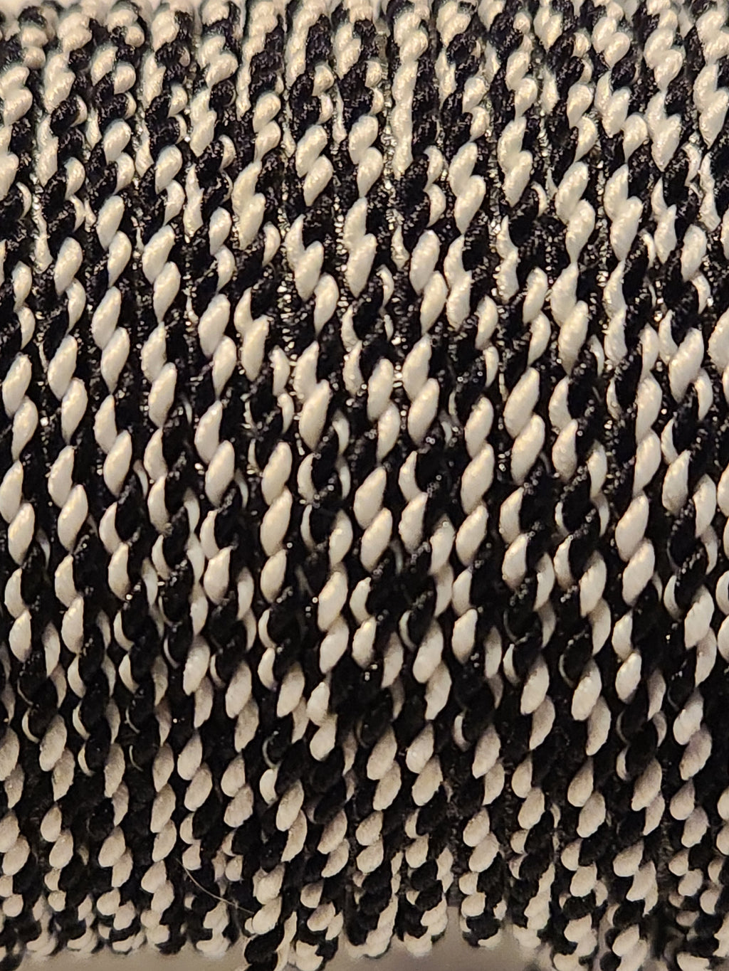 Snuggly nylon - Noir Blanc