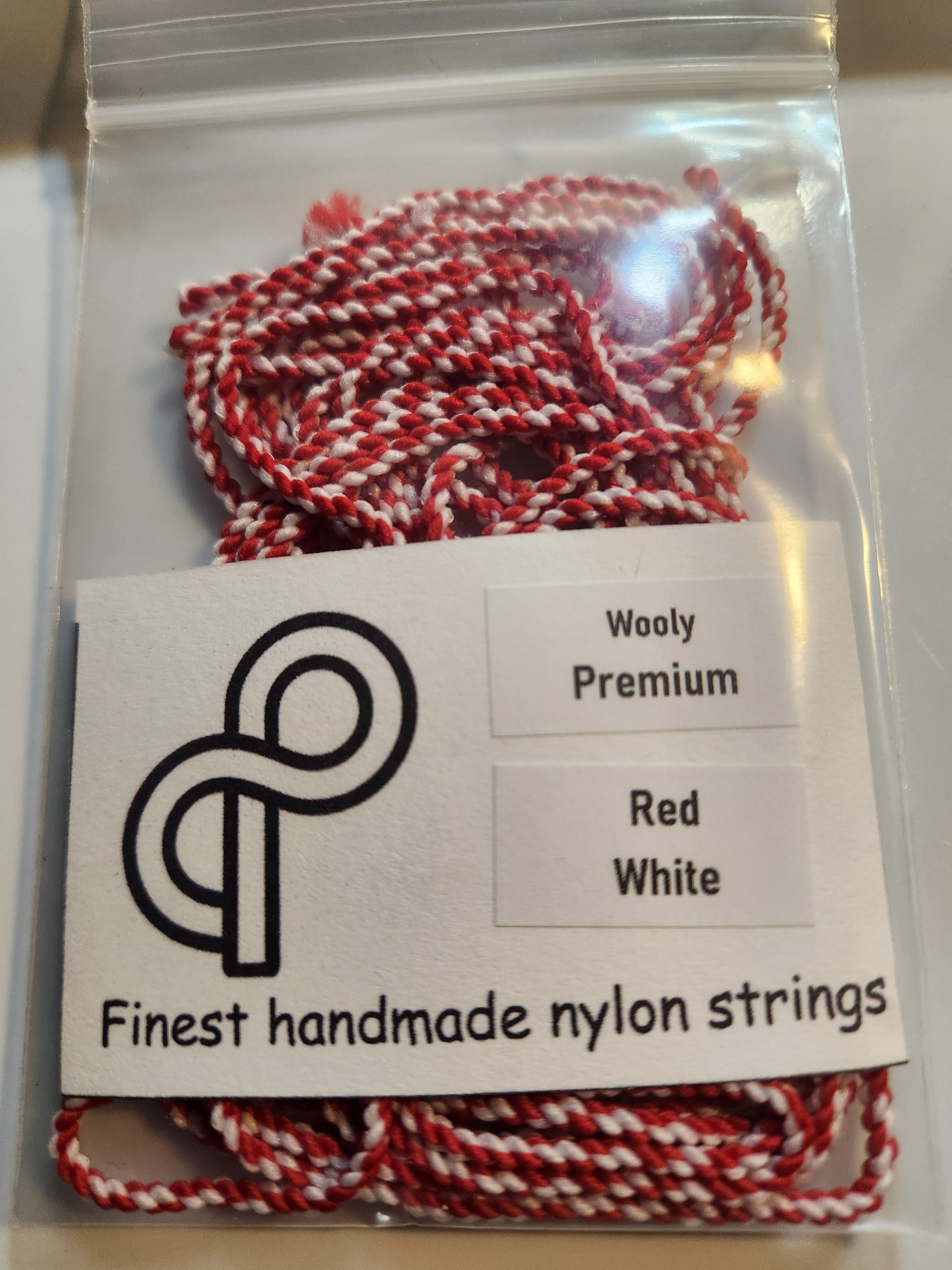 Premium Wooly - Red White