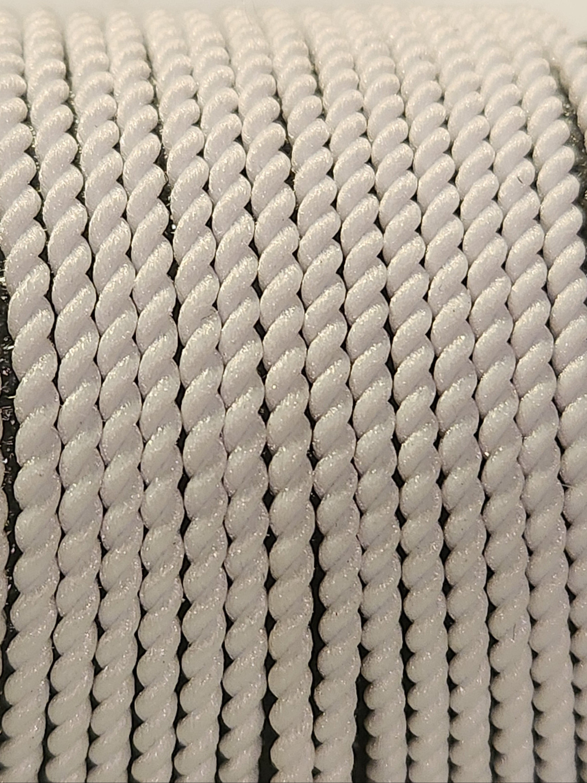Snuggly nylon - Whiteout