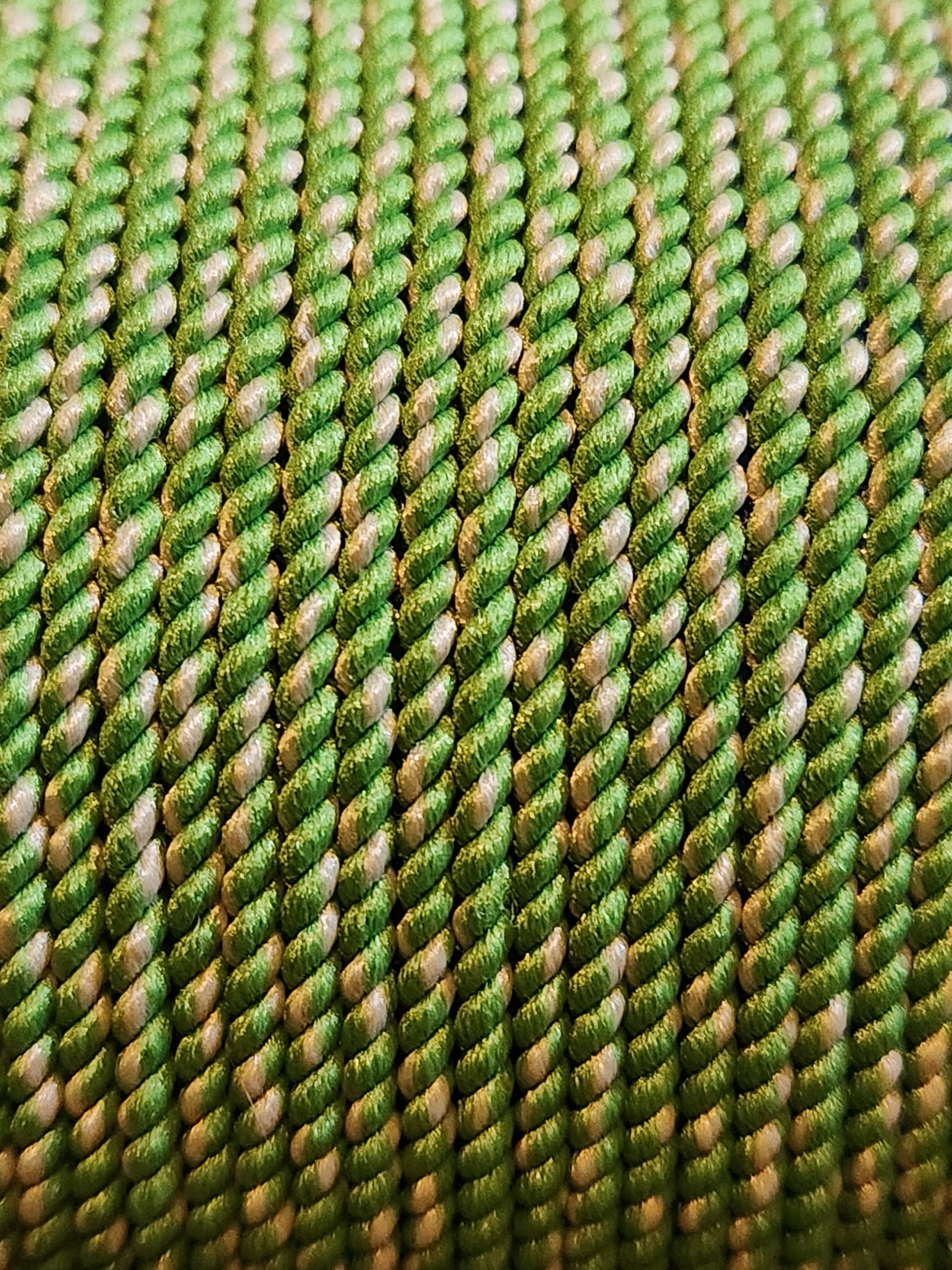Downy nylon - Green Beige (Pea Soup)